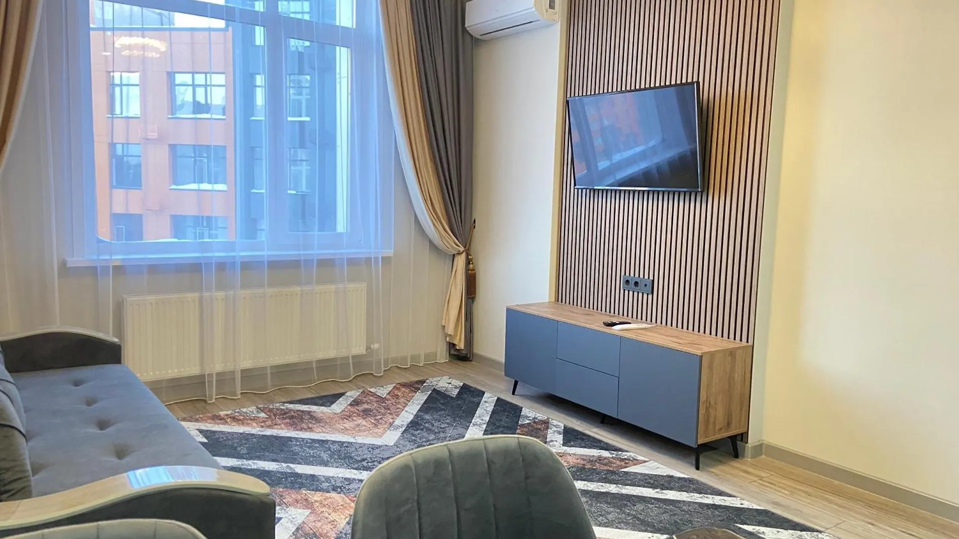 Стильные Апартаменты В Центре Астаны Nur-Sultan  Apartment